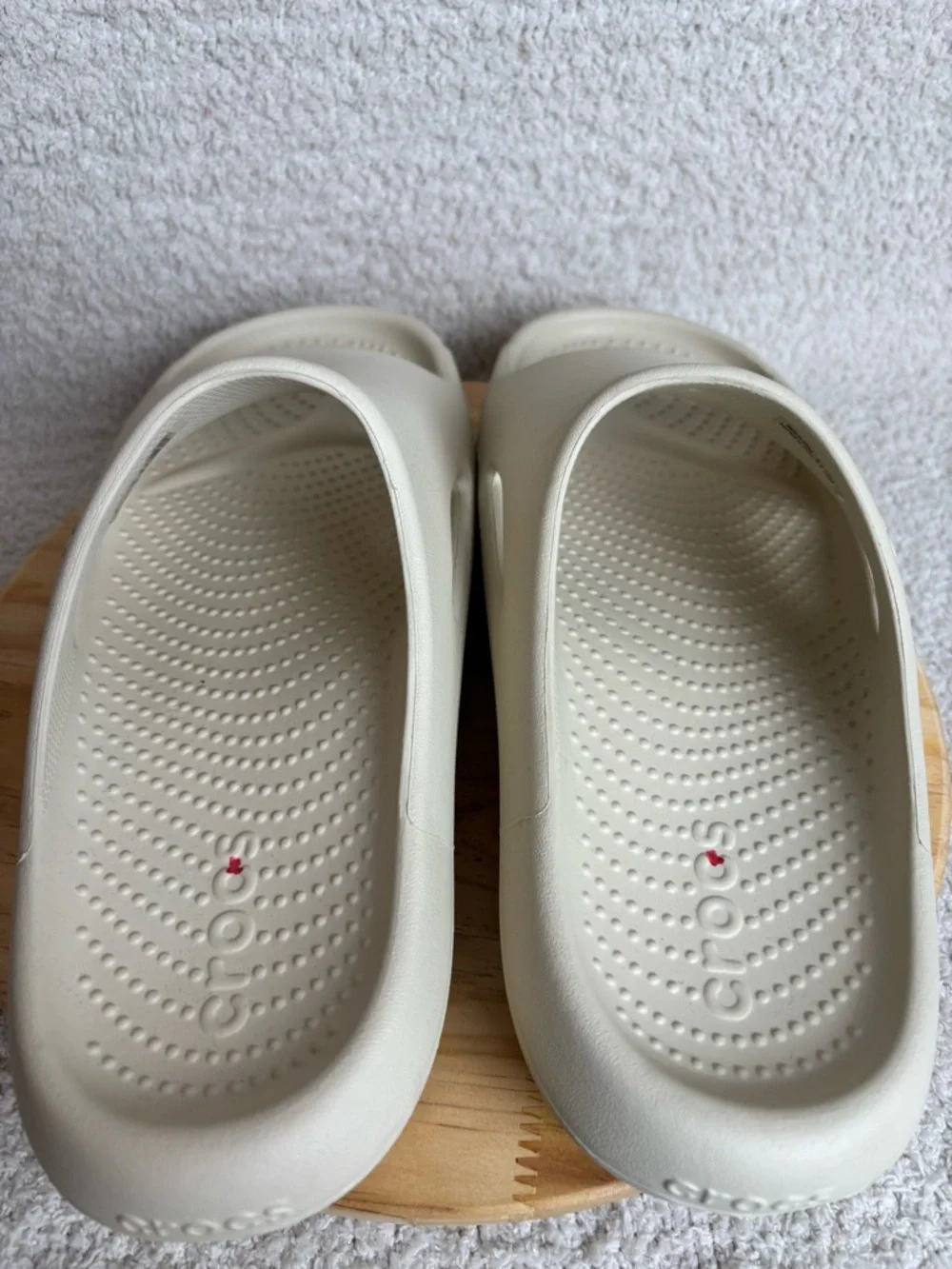 Crocs Mellow Recovery Slides Unisex M9 W11 In Bone Ivory Comfort Like New